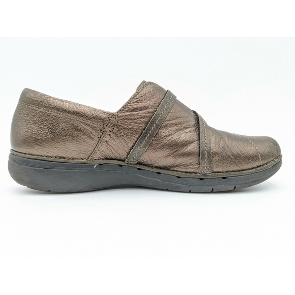 Clarks Unstructured Bronze Metallic Clog Flats - Picture 2 of 8